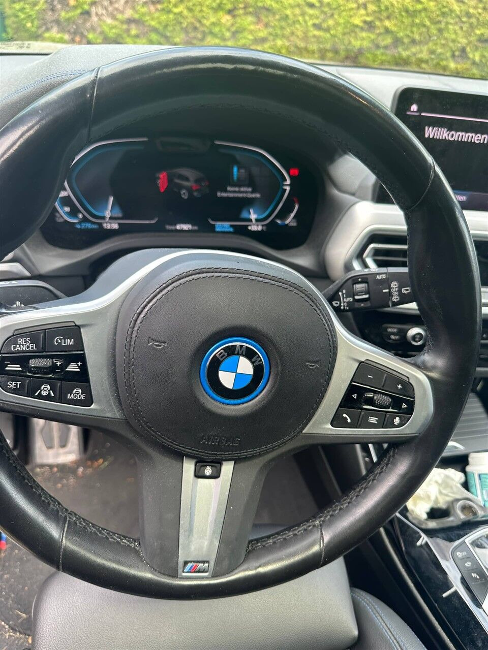 Sort BMW iX3 fra 2023
