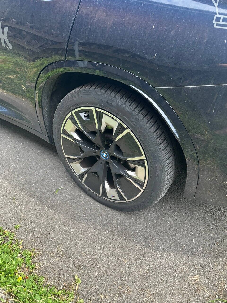 Sort BMW iX3 fra 2023
