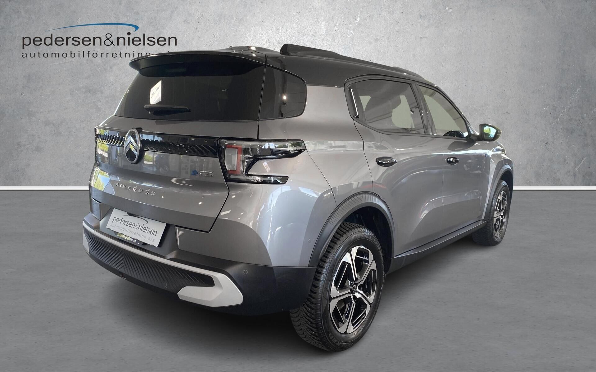 Grå Citroën e-C3 Aircross fra 2025