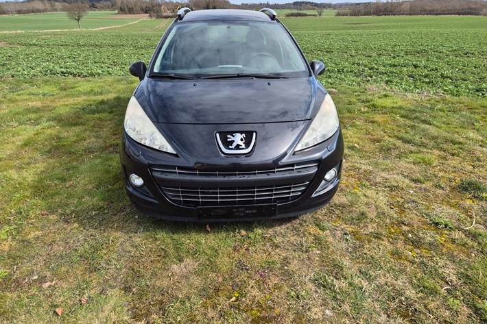 Sort Peugeot 207 fra 2012