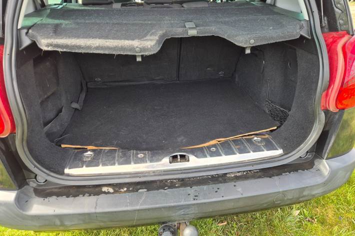 Sort Peugeot 207 fra 2012