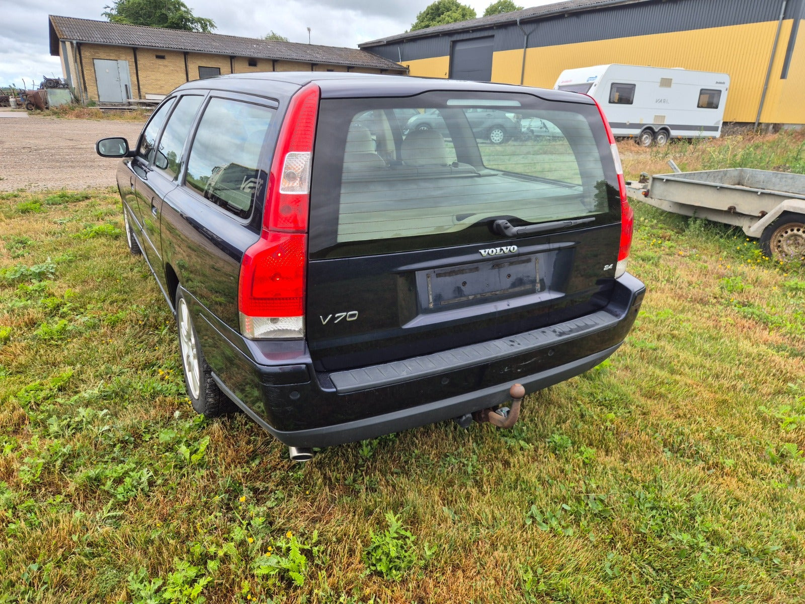 Blå Volvo V70 fra 2006