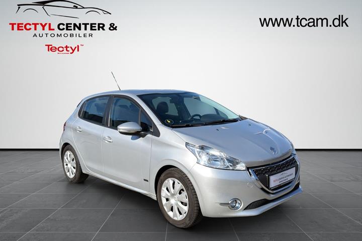 Sølv Peugeot 208 fra 2015