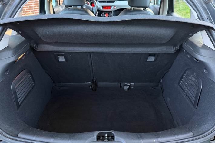 Grå Citroën C3 fra 2016