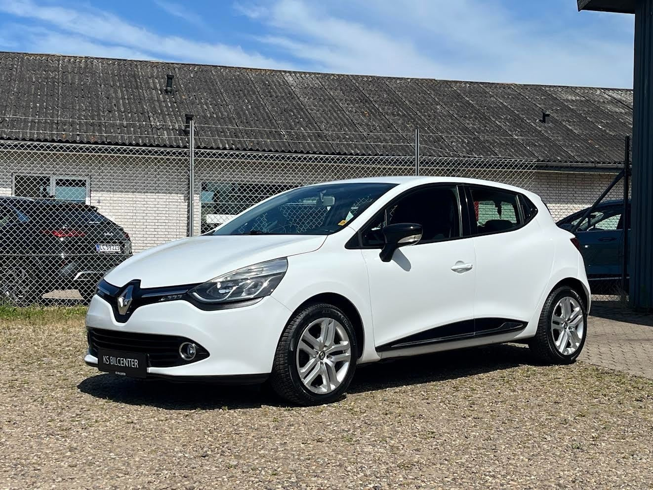 Hvid Renault Clio IV fra 2014