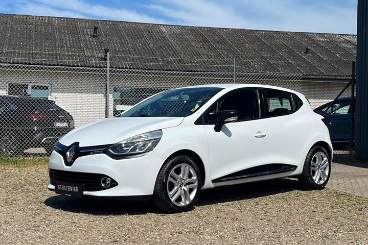 Hvid Renault Clio IV fra 2014