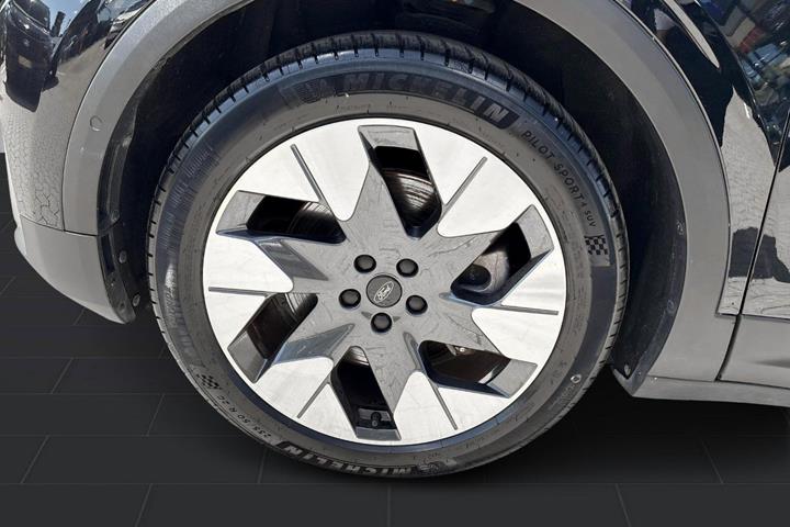 Sort Ford Explorer fra 2024