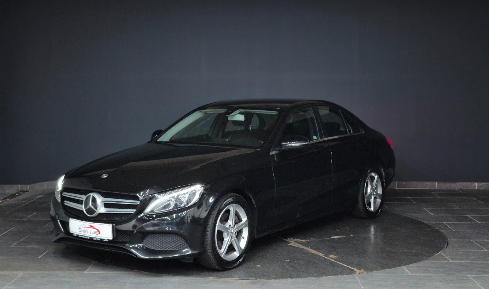 Sort Mercedes C220 d fra 2017