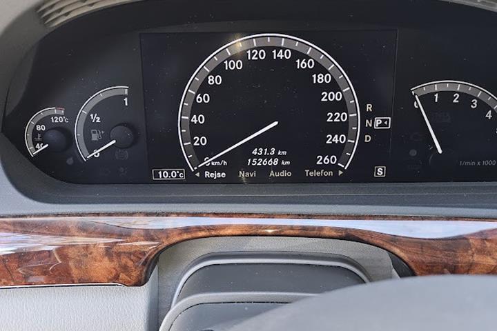 Sort Mercedes S350 fra 2007