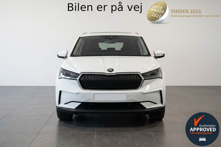 Hvid Skoda Enyaq fra 2022