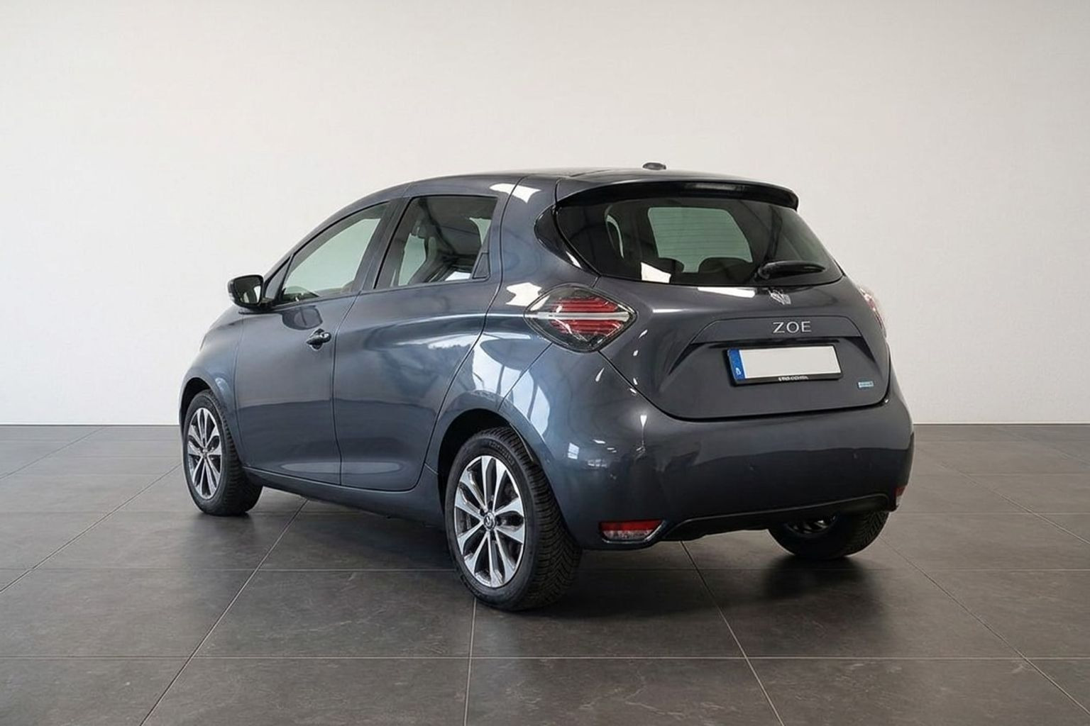Grå Renault Zoe fra 2021