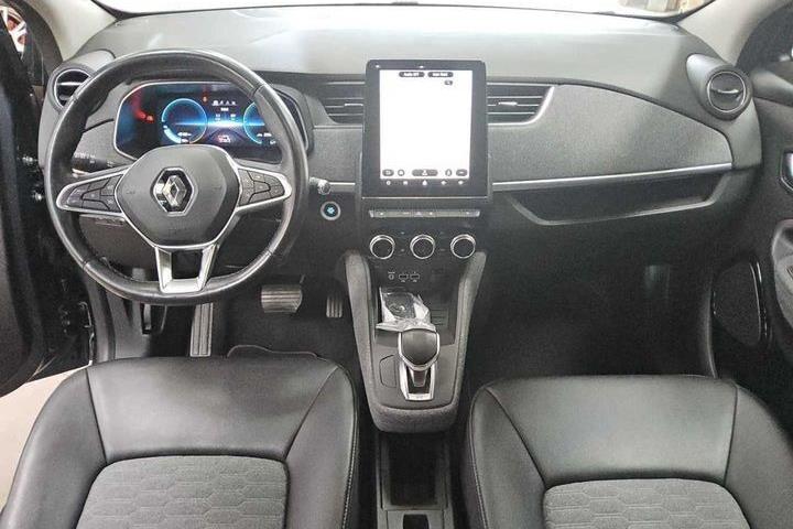 Grå Renault Zoe fra 2021