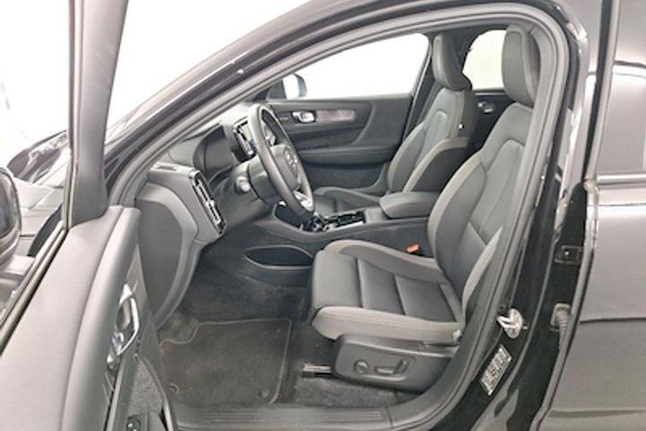 Sort Volvo C40 fra 2023