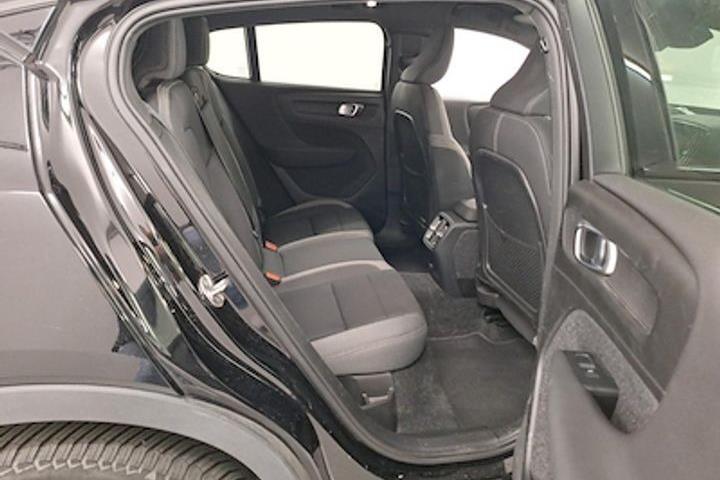 Sort Volvo C40 fra 2023