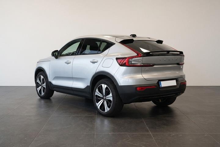 Sølv Volvo C40 fra 2022
