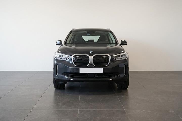 Sort BMW iX3 fra 2021