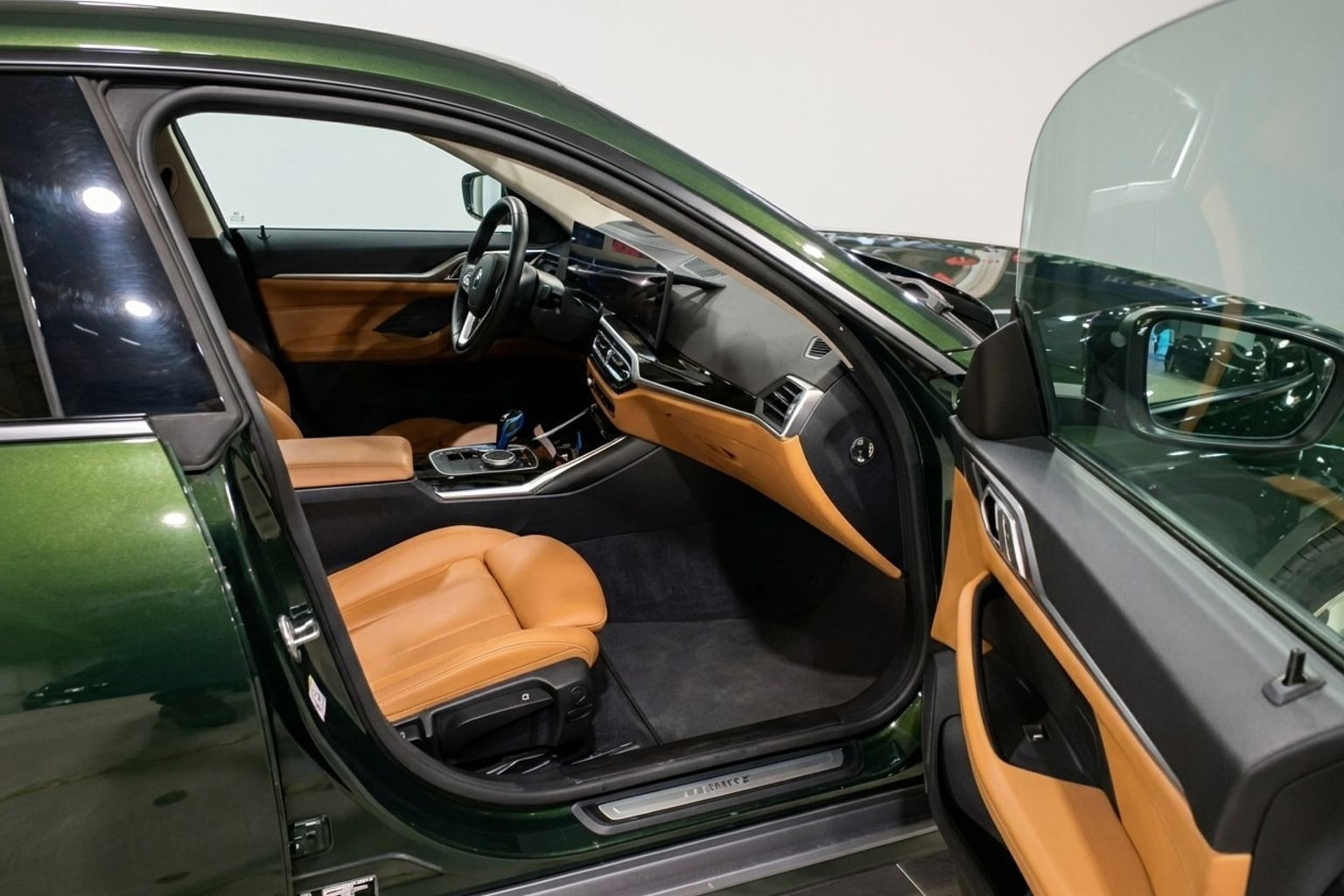 Grøn BMW i4 fra 2022