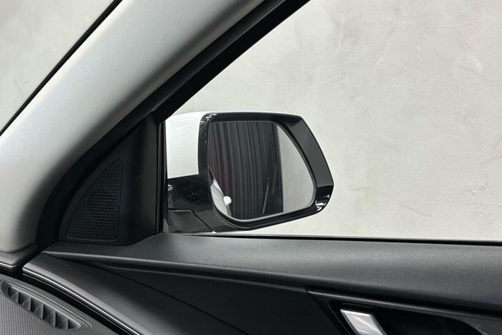 Hvid Kia Niro EV fra 2022