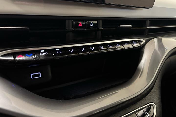 Hvid Fiat 500e fra 2023