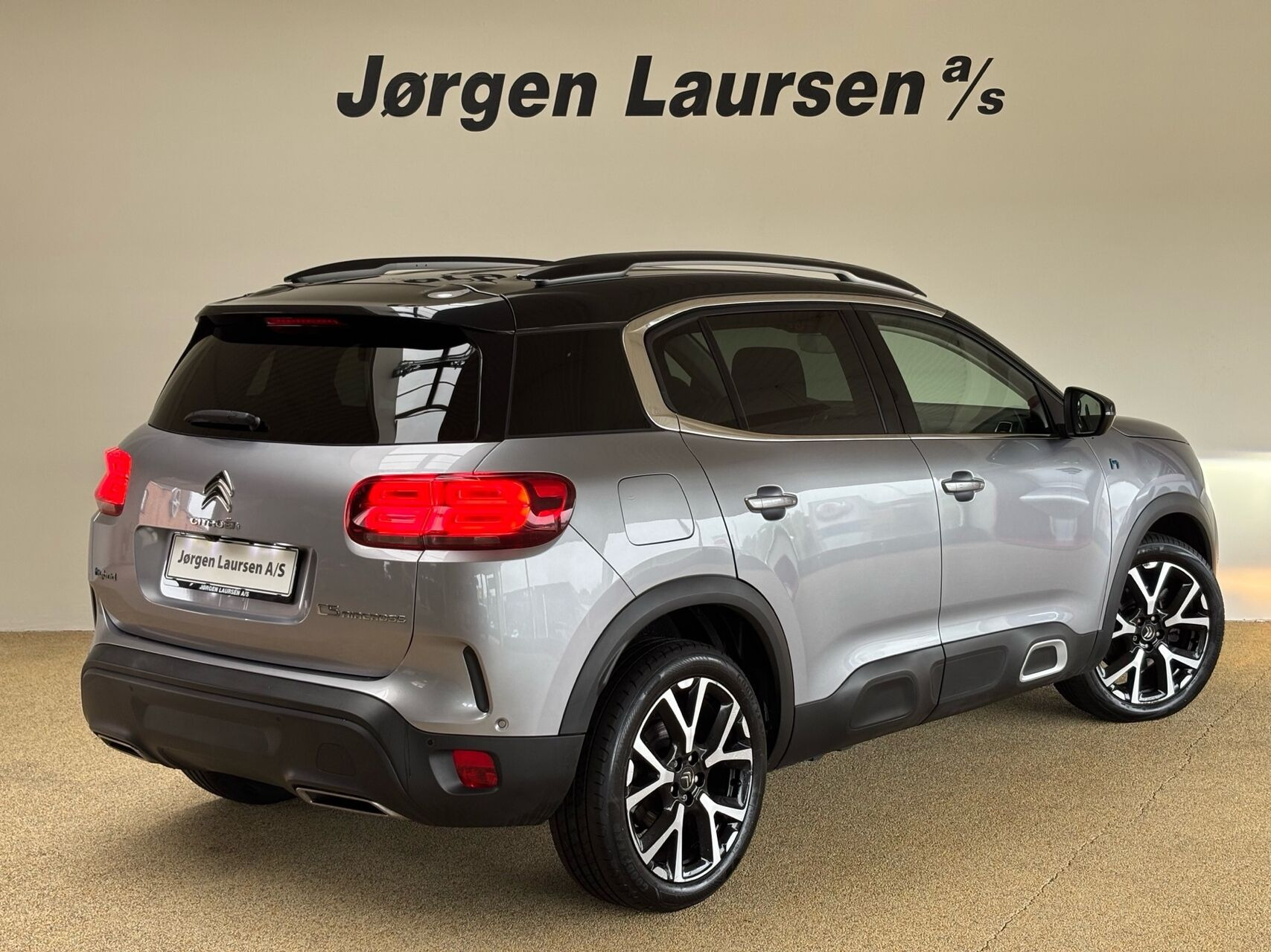 Sølv Citroën C5 Aircross fra 2021