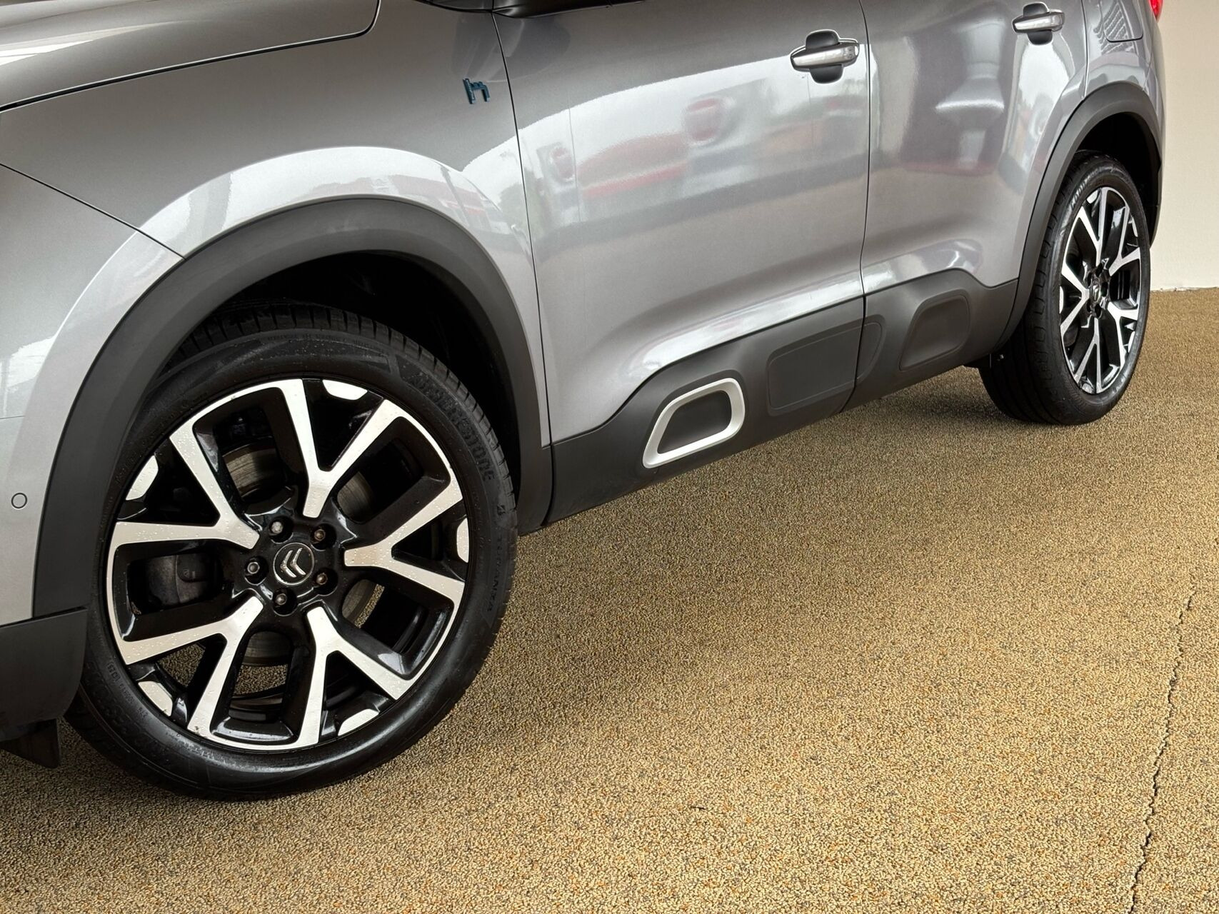 Sølv Citroën C5 Aircross fra 2021