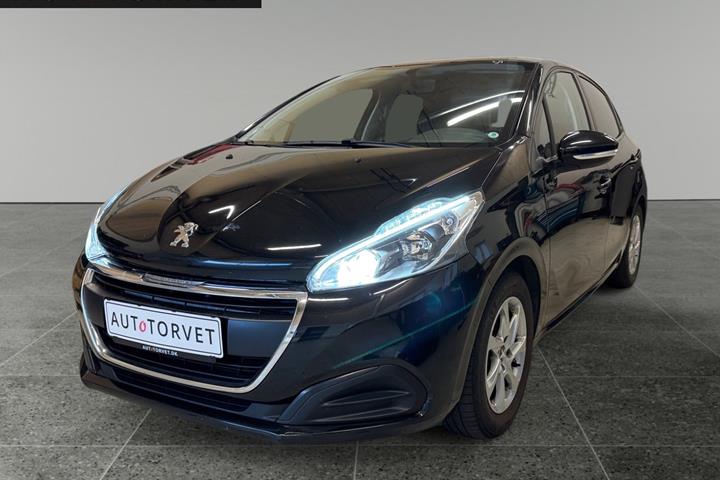 Sort Peugeot 208 fra 2019 set udefra