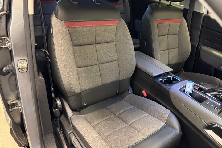 Sølv Citroën C5 Aircross fra 2021