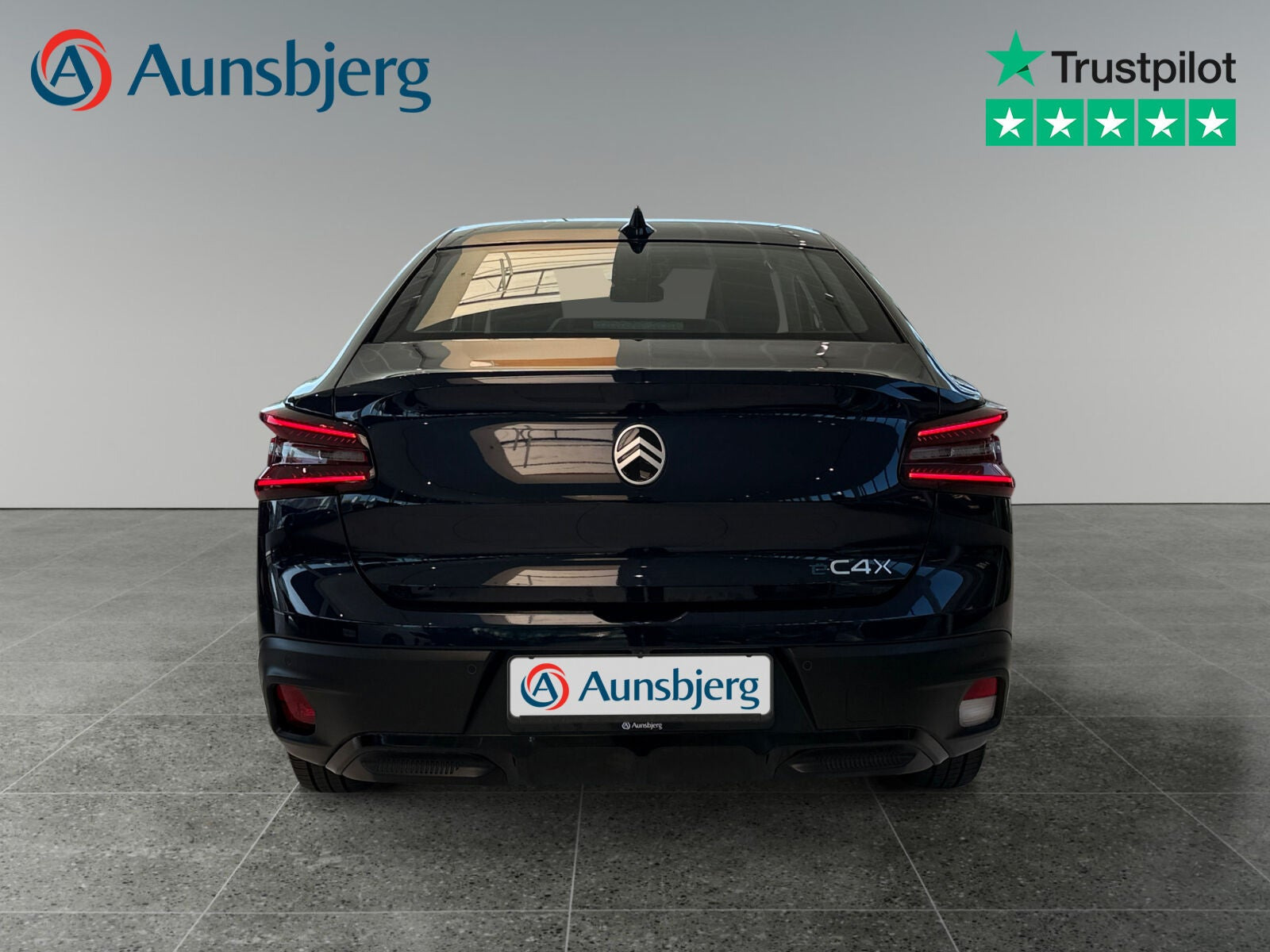 Blå Citroën ë-C4 X fra 2025