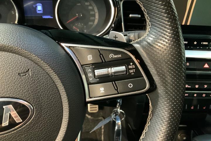 Sort Kia Ceed fra 2020