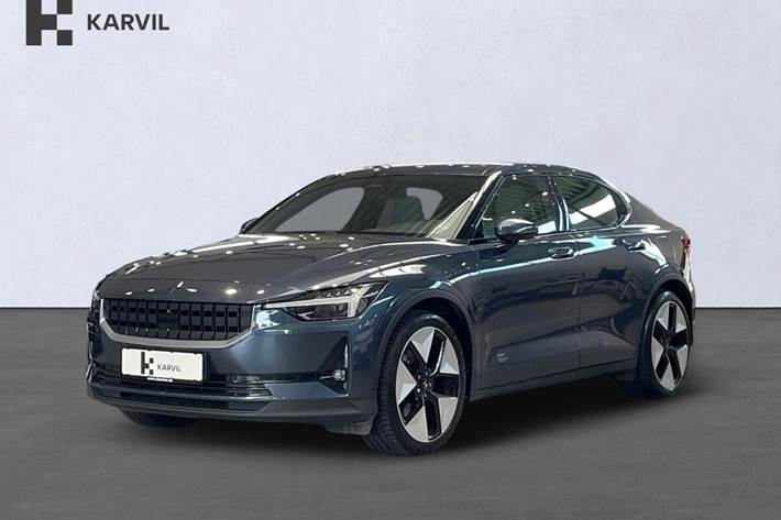 Blå Polestar 2 fra 2023 set udefra