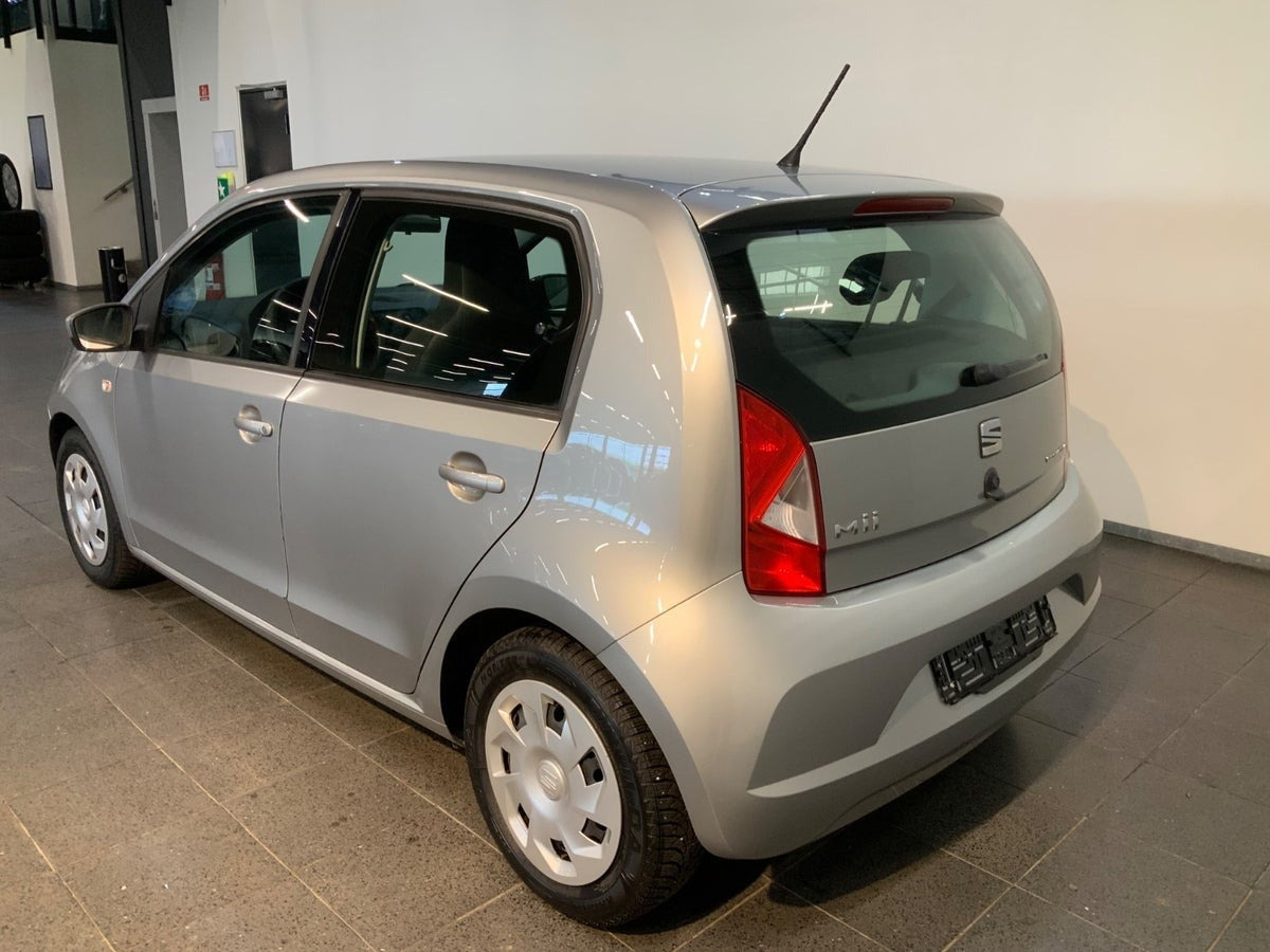 Sølv Seat Mii fra 2017
