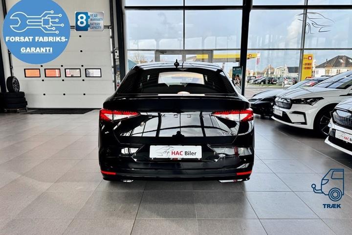 Sort Skoda Enyaq fra 2026