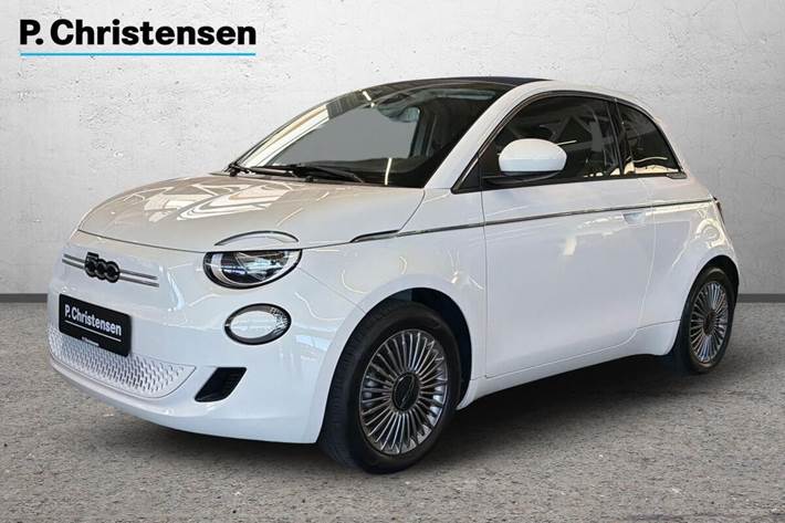 Hvid Fiat 500e fra 2023