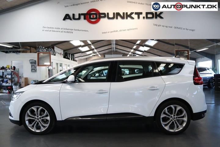 Hvid Renault Grand Scenic IV fra 2018