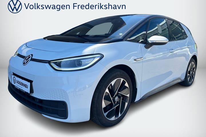 Hvid VW ID.3 fra 2021 set udefra