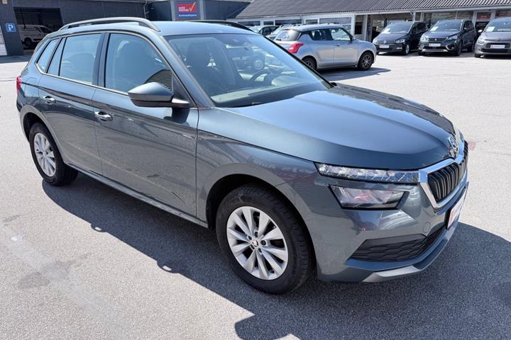 Grå Skoda Kamiq fra 2022