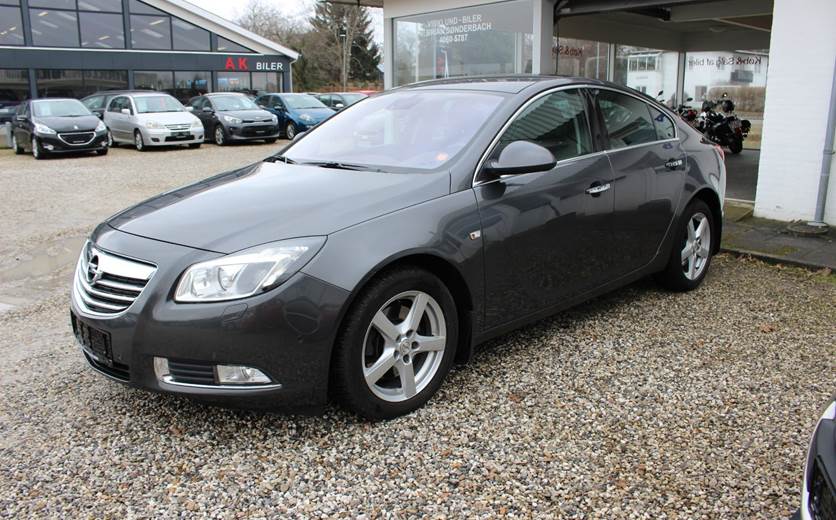 Opel Insignia 1,6 T 180 Cosmo