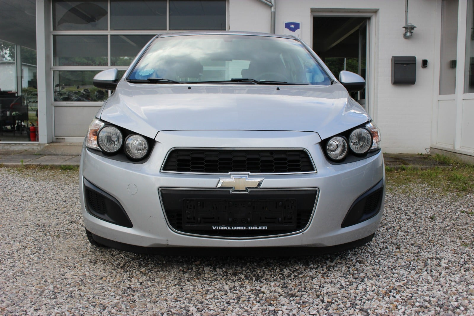 Sølv Chevrolet Aveo fra 2013