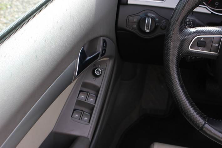 Sort Audi A5 fra 2009