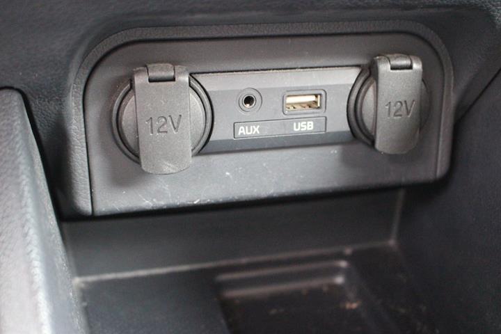 Grå Kia Rio fra 2016