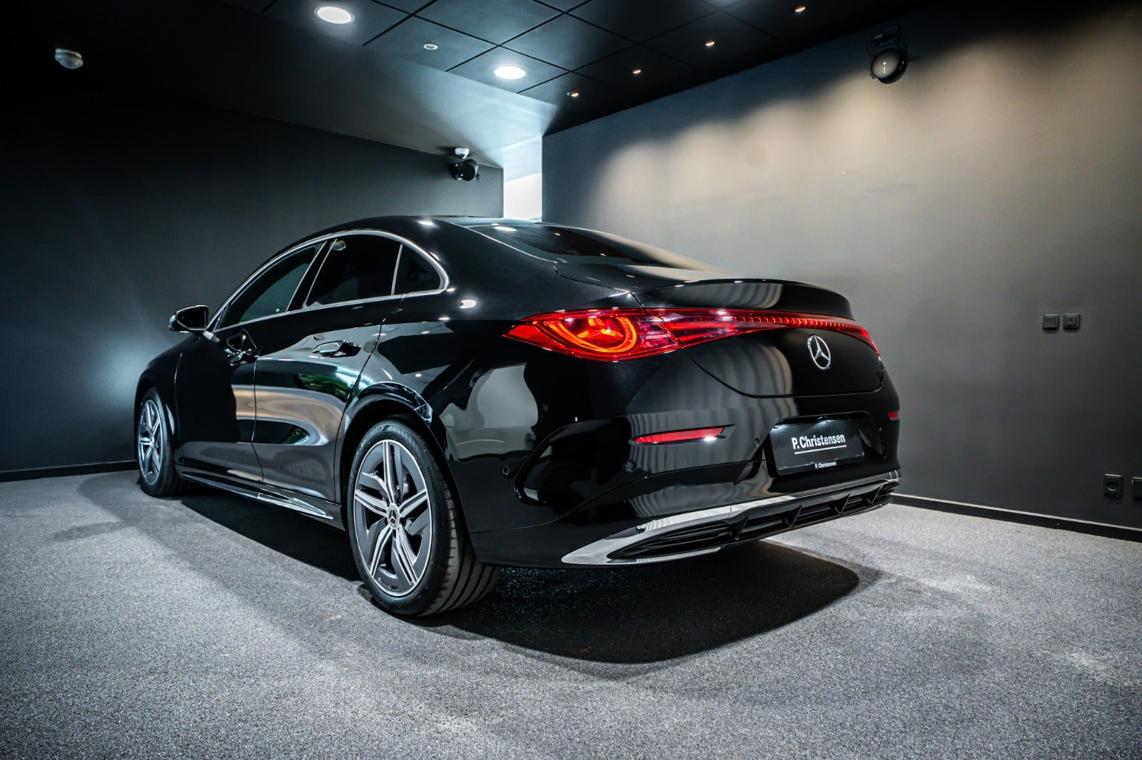 Sort Mercedes CLA250+ fra 2025