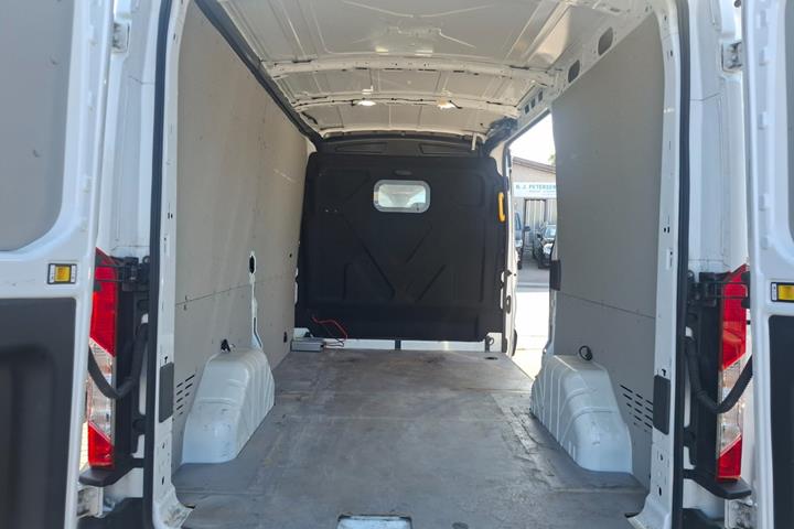 Hvid Ford Transit 350 L2 Van fra 2020