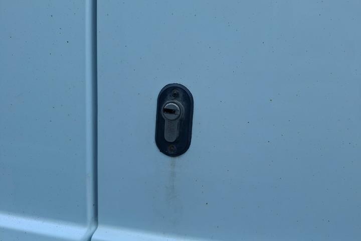 Hvid Ford Transit 350 L2 Van fra 2020