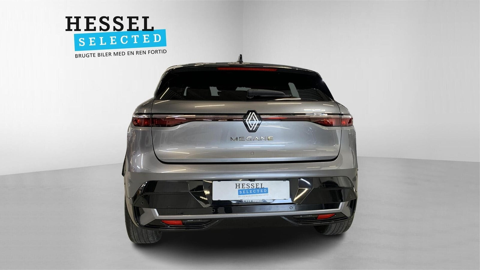 Grå Renault Megane E-Tech fra 2023