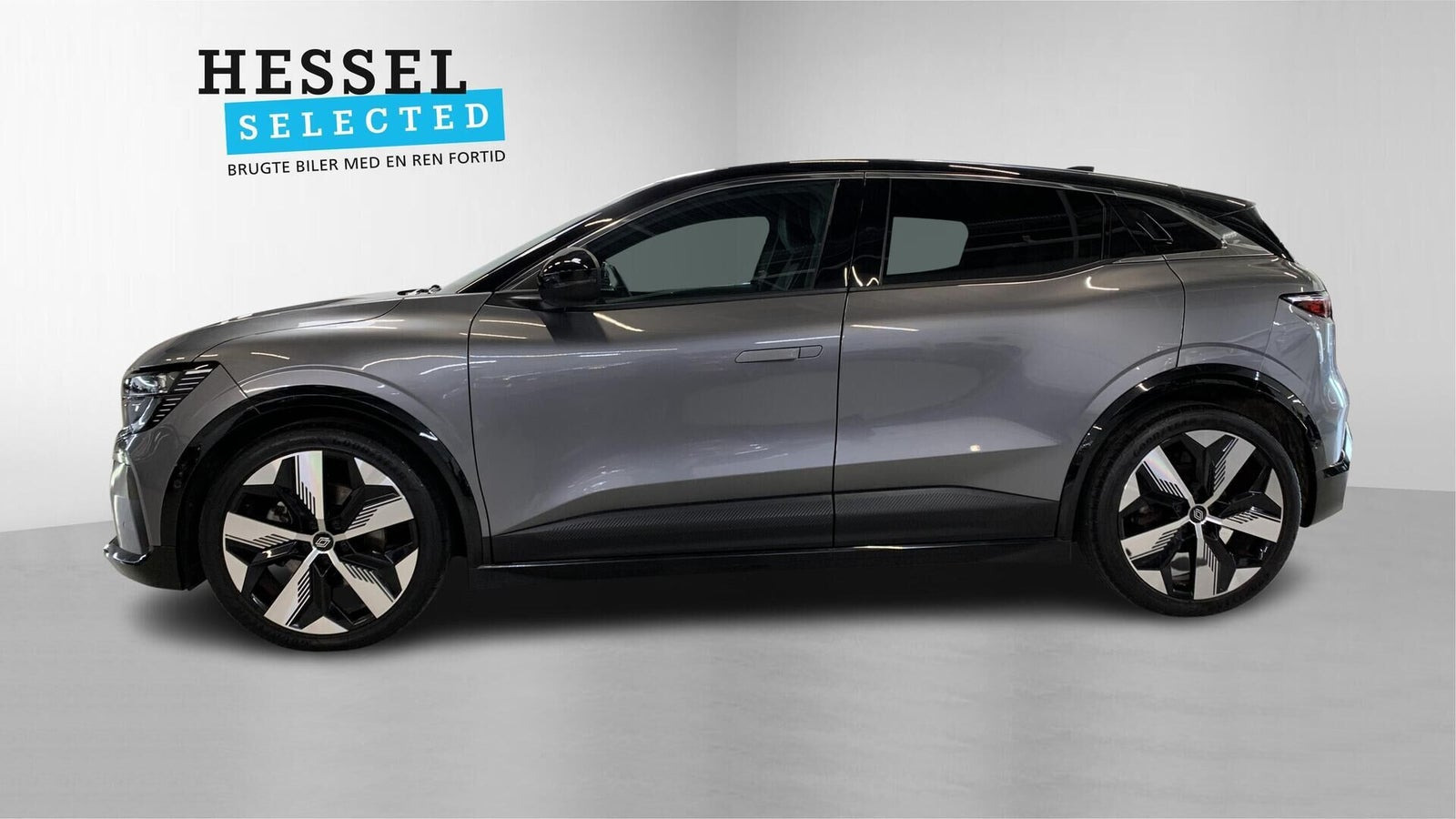 Grå Renault Megane E-Tech fra 2023