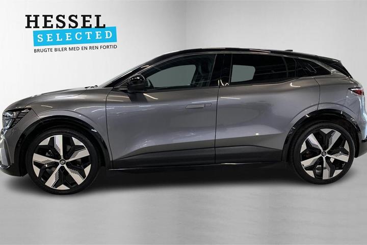 Grå Renault Megane E-Tech fra 2023