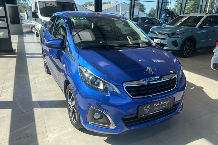 Blå Peugeot 108 fra 2020
