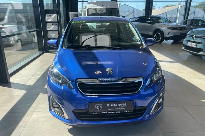 Blå Peugeot 108 fra 2020