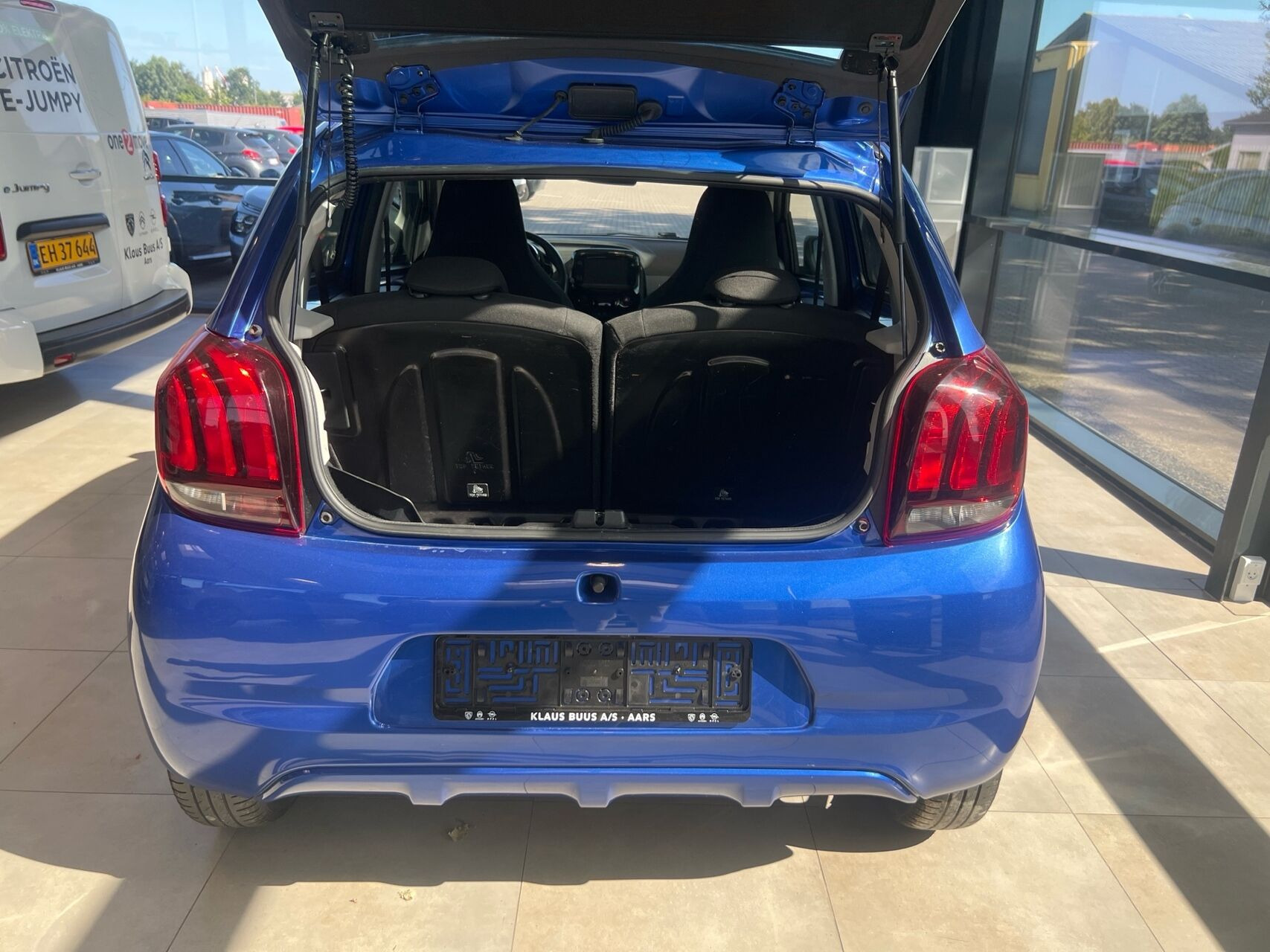 Blå Peugeot 108 fra 2020