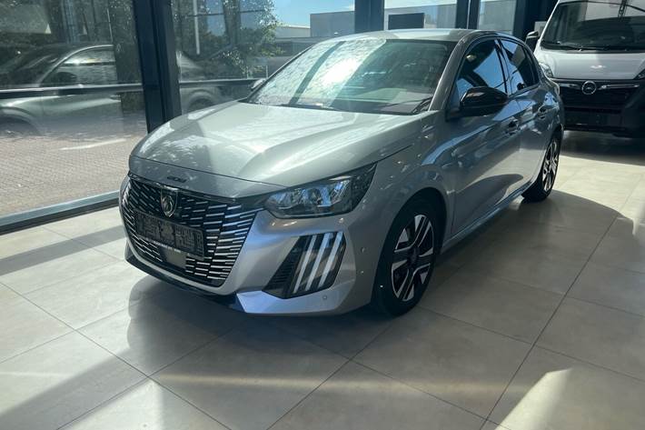 Grå Peugeot 208 fra 2024